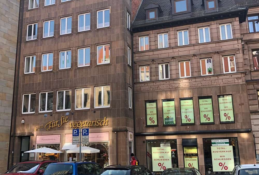 Hefnersplatz 4-6 / Josephsplatz 11, 90402 Nürnberg